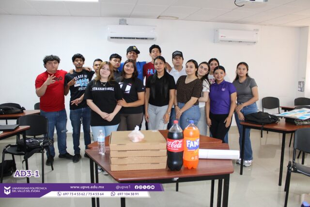 La Universidad Politécnica del Valle del Évora llevó a cabo la entrega de premiación a las y los ganadores de los concursos realizados durante la Semana Estudiantil UPVE 2026, reconociendo el entusiasmo, creatividad, compañerismo y participación de toda la comunidad estudiantil en las diferentes actividades organizadas. 🎉🏆
Durante esta celebración se premió a las y los participantes destacados en el Rally Deportivo, el Concurso de Temática Grupal y el Concurso de Pijamas, actividades que fomentaron la sana convivencia, el trabajo en equipo y el espíritu universitario.
La UPVE felicita a todas las personas que participaron y agradece el entusiasmo demostrado en cada dinámica, contribuyendo al éxito de esta gran semana dedicada a las y los estudiantes. 🙌
#SemanaEstudiantilUPVE2026
#SomosUPVE
#PorElDesarrolloYLaGrandeza
#SomosDelfinesUPVE